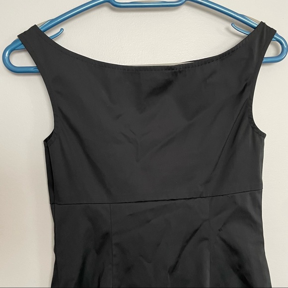 Little black dress - Picture 3 of 5